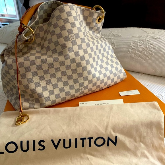 Louis Vuitton Artsy MM, Damier Azur, Like New Condition - Picture 2 of 5